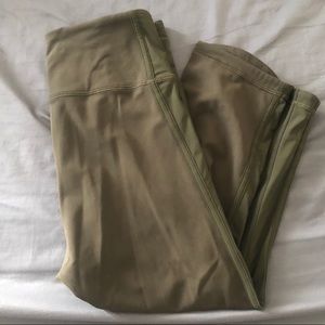Lululemon Olive Green Cropped Leggings